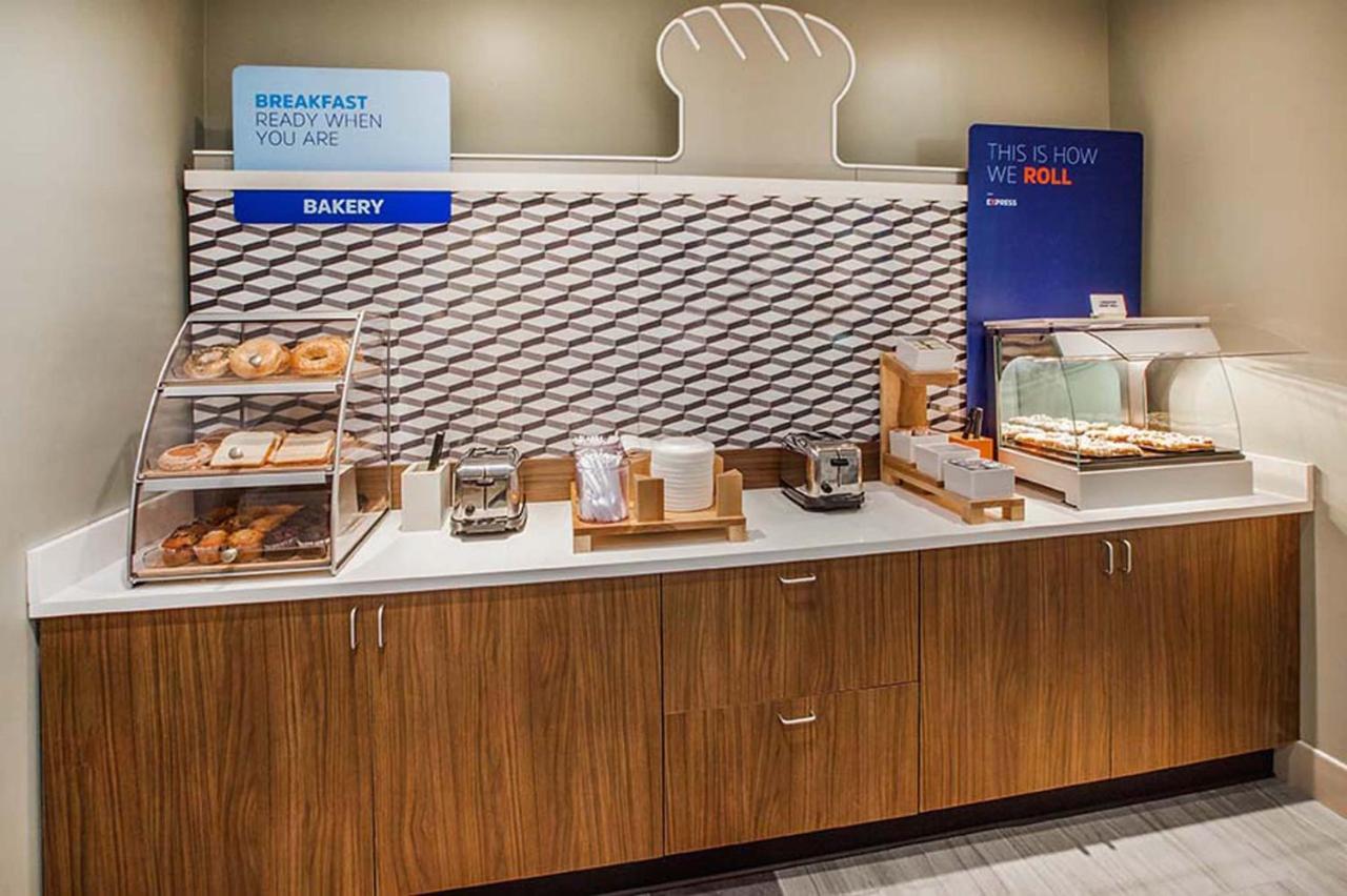 Holiday Inn Express Hotels Biddeford By Ihg Kültér fotó